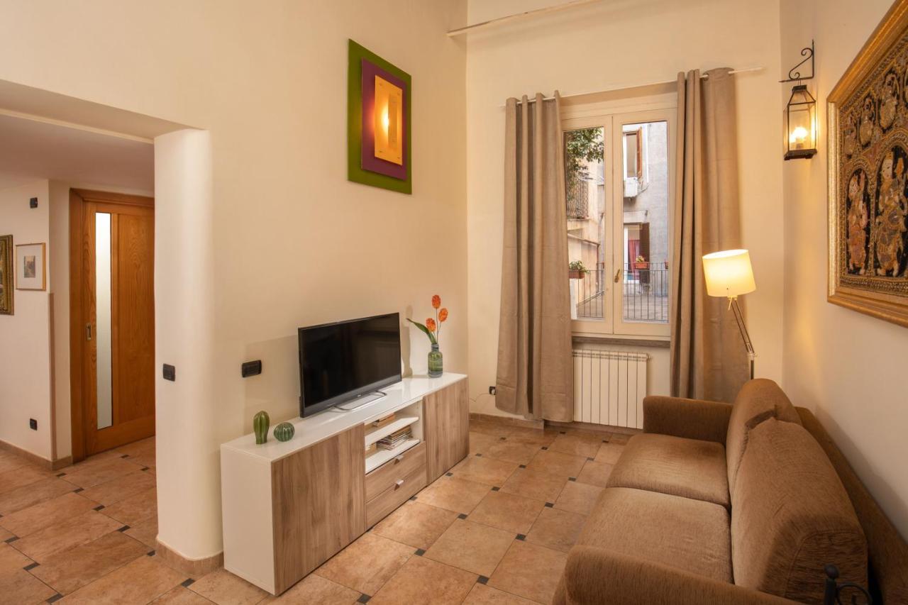 Cappellari Apartments - Campo De' Fiori Rome Exterior photo